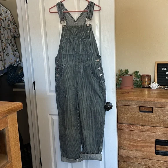 Gap Denim Stripe Loose Overalls - Picture 8 of 9
